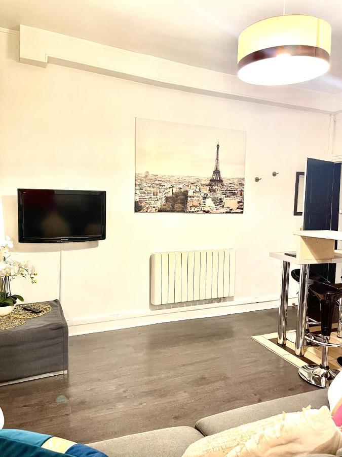 Cozy Studio Chatelet パリ エクステリア 写真